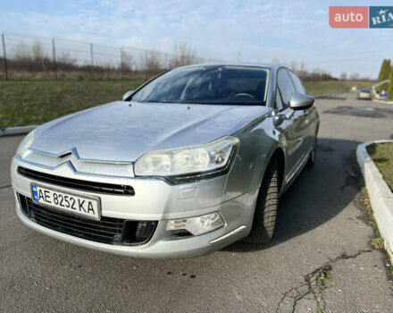 Серый Ситроен С5, объемом двигателя 2 л и пробегом 250 тыс. км за 6500 $, фото 3 на Automoto.ua