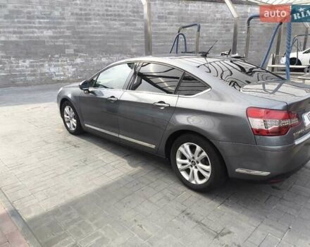 Серый Ситроен С5, объемом двигателя 2 л и пробегом 253 тыс. км за 7300 $, фото 2 на Automoto.ua