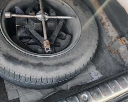 Серый Ситроен С5, объемом двигателя 2 л и пробегом 340 тыс. км за 1550 $, фото 14 на Automoto.ua