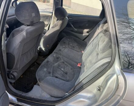 Серый Ситроен С5, объемом двигателя 2.2 л и пробегом 222 тыс. км за 2375 $, фото 11 на Automoto.ua