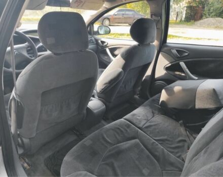 Серый Ситроен С5, объемом двигателя 2 л и пробегом 340 тыс. км за 1550 $, фото 2 на Automoto.ua