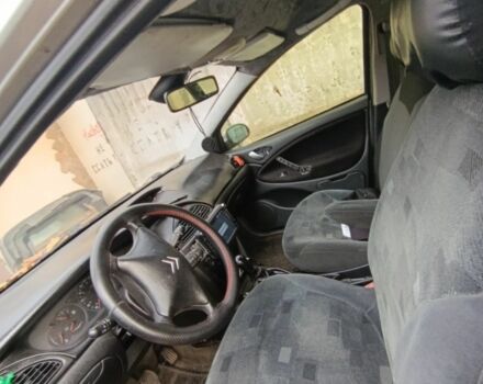 Сірий Сітроен С5, об'ємом двигуна 2 л та пробігом 350 тис. км за 2000 $, фото 4 на Automoto.ua