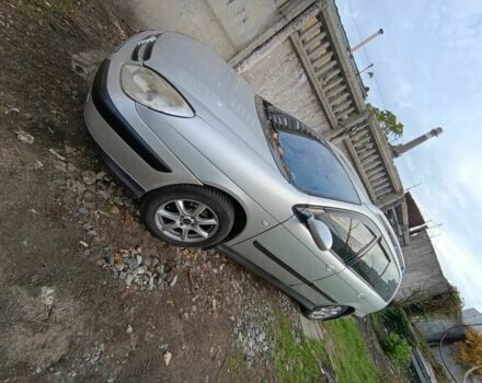 Сірий Сітроен С5, об'ємом двигуна 2 л та пробігом 350 тис. км за 2000 $, фото 3 на Automoto.ua