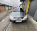 Сірий Сітроен С5, об'ємом двигуна 2 л та пробігом 322 тис. км за 3400 $, фото 1 на Automoto.ua