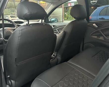 Сірий Сітроен С5, об'ємом двигуна 2 л та пробігом 208 тис. км за 3700 $, фото 4 на Automoto.ua