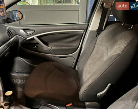 Серый Ситроен С5, объемом двигателя 2 л и пробегом 475 тыс. км за 3800 $, фото 6 на Automoto.ua