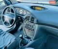 Серый Ситроен С5, объемом двигателя 1.6 л и пробегом 386 тыс. км за 4200 $, фото 26 на Automoto.ua