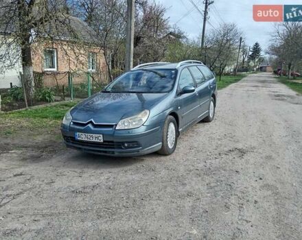 Серый Ситроен С5, объемом двигателя 2.2 л и пробегом 250 тыс. км за 5500 $, фото 14 на Automoto.ua