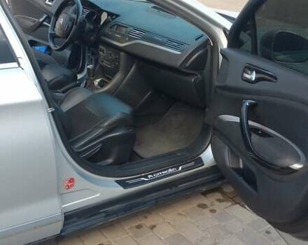 Серый Ситроен С5, объемом двигателя 1.6 л и пробегом 292 тыс. км за 5000 $, фото 7 на Automoto.ua