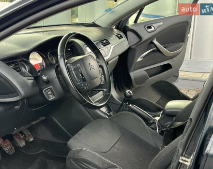 Серый Ситроен С5, объемом двигателя 1.6 л и пробегом 327 тыс. км за 5699 $, фото 8 на Automoto.ua