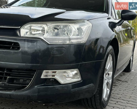 Серый Ситроен С5, объемом двигателя 1.6 л и пробегом 327 тыс. км за 5699 $, фото 3 на Automoto.ua