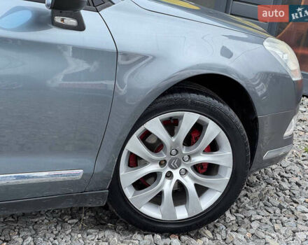 Сірий Сітроен С5, об'ємом двигуна 2 л та пробігом 261 тис. км за 5500 $, фото 31 на Automoto.ua