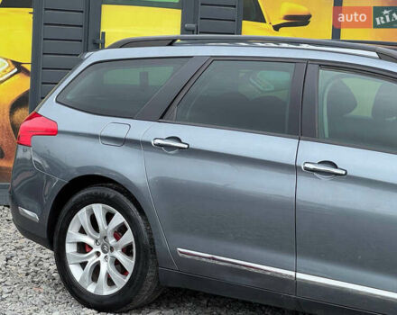 Сірий Сітроен С5, об'ємом двигуна 2 л та пробігом 261 тис. км за 5500 $, фото 5 на Automoto.ua