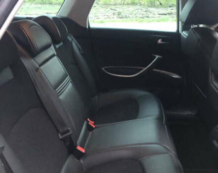 Серый Ситроен С5, объемом двигателя 1.6 л и пробегом 209 тыс. км за 7200 $, фото 2 на Automoto.ua