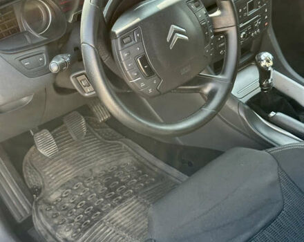 Ситроен С5 2010 в Ужгороде на Automoto.ua Серый Ситроен С5, объемом двигателя 1.56 л и пробегом 357 тыс. км за 5300 $, фото 11 на Automoto.ua