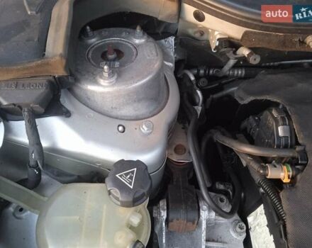 Серый Ситроен С5, объемом двигателя 1.56 л и пробегом 233 тыс. км за 6900 $, фото 29 на Automoto.ua