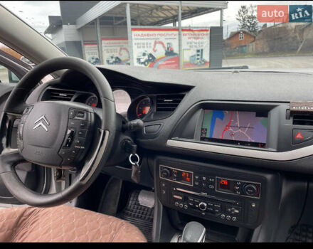Серый Ситроен С5, объемом двигателя 2 л и пробегом 290 тыс. км за 6999 $, фото 22 на Automoto.ua