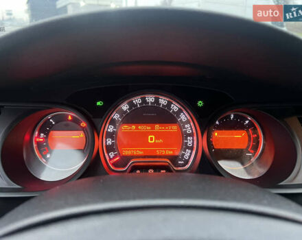 Серый Ситроен С5, объемом двигателя 1.56 л и пробегом 288 тыс. км за 6700 $, фото 16 на Automoto.ua