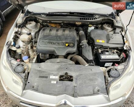 Сірий Сітроен С5, об'ємом двигуна 2 л та пробігом 246 тис. км за 8300 $, фото 25 на Automoto.ua