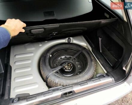 Сірий Сітроен С5, об'ємом двигуна 2 л та пробігом 246 тис. км за 8300 $, фото 20 на Automoto.ua