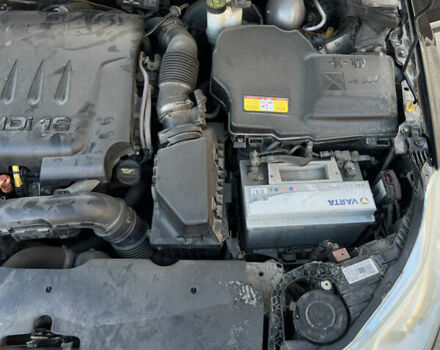 Ситроен С5 2012 в Ивано-Франковске на Automoto.ua Серый Ситроен С5, объемом двигателя 2.2 л и пробегом 222 тыс. км за 11500 $, фото 46 на Automoto.ua