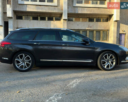 Ситроен С5 2012 в Ивано-Франковске на Automoto.ua Серый Ситроен С5, объемом двигателя 2.2 л и пробегом 222 тыс. км за 11500 $, фото 3 на Automoto.ua