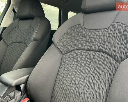 Серый Ситроен С5, объемом двигателя 1.56 л и пробегом 234 тыс. км за 7400 $, фото 18 на Automoto.ua