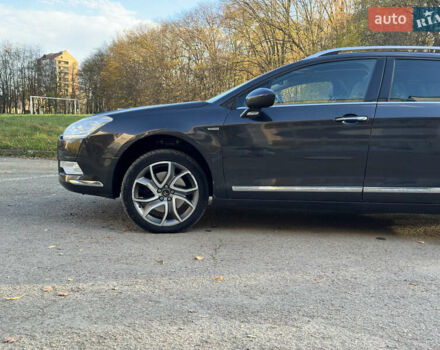 Ситроен С5 2012 в Ивано-Франковске на Automoto.ua Серый Ситроен С5, объемом двигателя 2.2 л и пробегом 222 тыс. км за 11500 $, фото 53 на Automoto.ua