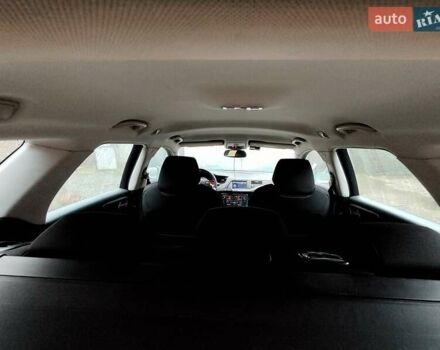 Сірий Сітроен С5, об'ємом двигуна 2 л та пробігом 246 тис. км за 8300 $, фото 24 на Automoto.ua