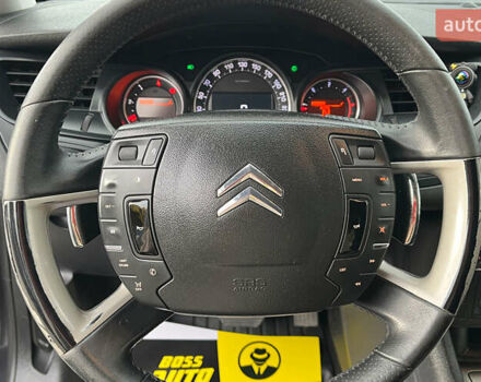 Серый Ситроен С5, объемом двигателя 1.56 л и пробегом 234 тыс. км за 7400 $, фото 10 на Automoto.ua