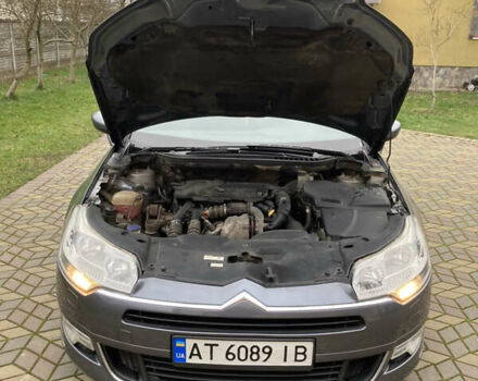Сірий Сітроен С5, об'ємом двигуна 1.6 л та пробігом 279 тис. км за 7000 $, фото 28 на Automoto.ua