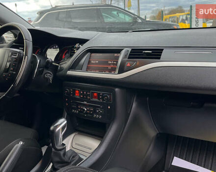 Серый Ситроен С5, объемом двигателя 1.56 л и пробегом 234 тыс. км за 7400 $, фото 17 на Automoto.ua