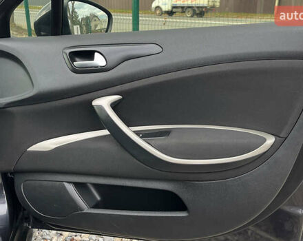 Серый Ситроен С5, объемом двигателя 1.56 л и пробегом 234 тыс. км за 7400 $, фото 24 на Automoto.ua