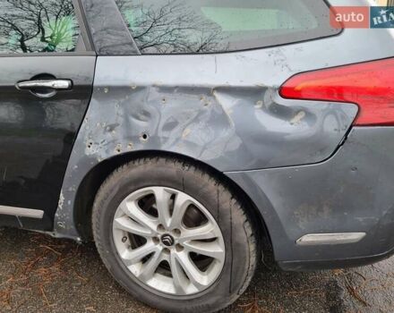 Серый Ситроен С5, объемом двигателя 2 л и пробегом 273 тыс. км за 4800 $, фото 5 на Automoto.ua