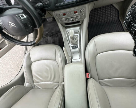 Сірий Сітроен С5, об'ємом двигуна 1.6 л та пробігом 184 тис. км за 7500 $, фото 10 на Automoto.ua