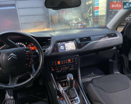 Сірий Сітроен С5, об'ємом двигуна 1.56 л та пробігом 247 тис. км за 7400 $, фото 19 на Automoto.ua