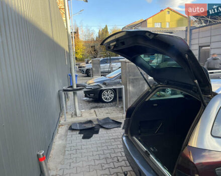 Сірий Сітроен С5, об'ємом двигуна 1.6 л та пробігом 240 тис. км за 7500 $, фото 18 на Automoto.ua