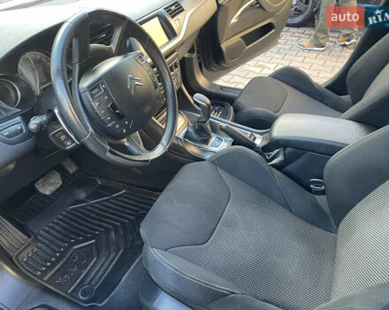 Сірий Сітроен С5, об'ємом двигуна 1.56 л та пробігом 247 тис. км за 7400 $, фото 27 на Automoto.ua