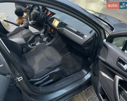 Сірий Сітроен С5, об'ємом двигуна 1.56 л та пробігом 247 тис. км за 7400 $, фото 21 на Automoto.ua