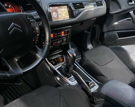 Сірий Сітроен С5, об'ємом двигуна 1.56 л та пробігом 247 тис. км за 7400 $, фото 18 на Automoto.ua