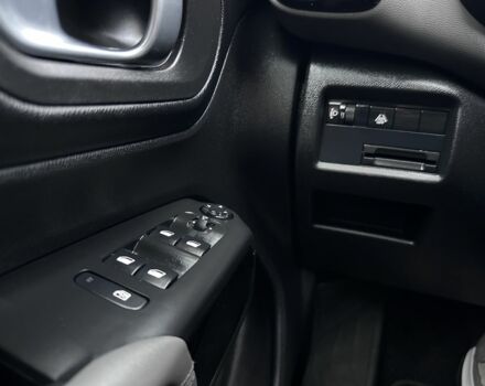 Серый Ситроен С5, объемом двигателя 1.5 л и пробегом 175 тыс. км за 19500 $, фото 7 на Automoto.ua