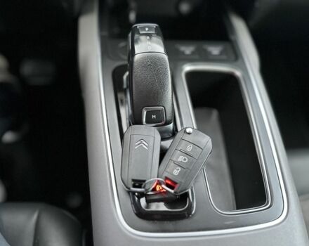 Серый Ситроен С5, объемом двигателя 1.5 л и пробегом 175 тыс. км за 19500 $, фото 8 на Automoto.ua