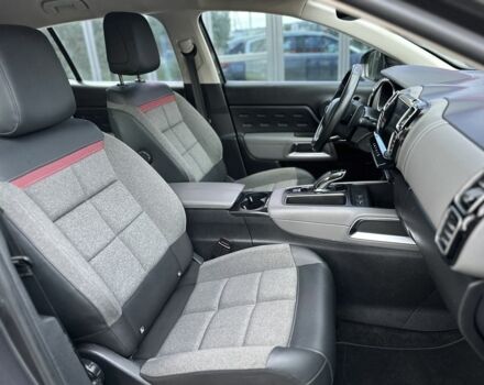 Серый Ситроен С5, объемом двигателя 1.5 л и пробегом 175 тыс. км за 19500 $, фото 16 на Automoto.ua