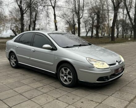 Серый Ситроен С5, объемом двигателя 2 л и пробегом 214 тыс. км за 3500 $, фото 4 на Automoto.ua