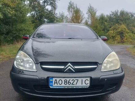 Ситроен С5 2002 в Ужгороде на Automoto.ua Серый Ситроен С5, объемом двигателя 2.2 л и пробегом 242 тыс. км за 4000 $, фото 1 на Automoto.ua