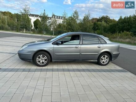Серый Ситроен С5, объемом двигателя 2 л и пробегом 350 тыс. км за 2700 $, фото 1 на Automoto.ua