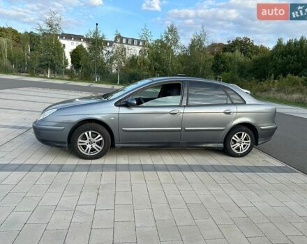 Серый Ситроен С5, объемом двигателя 2 л и пробегом 350 тыс. км за 2700 $, фото 1 на Automoto.ua