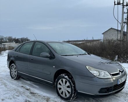 Серый Ситроен С5, объемом двигателя 2 л и пробегом 300 тыс. км за 1750 $, фото 1 на Automoto.ua