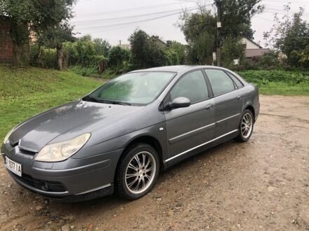 Сітроен С5 2005 у Самборе на Automoto.ua Сірий Сітроен С5, об'ємом двигуна 2.2 л та пробігом 280 тис. км за 4300 $, фото 1 на Automoto.ua