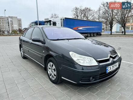 Серый Ситроен С5, объемом двигателя 2 л и пробегом 285 тыс. км за 4900 $, фото 1 на Automoto.ua